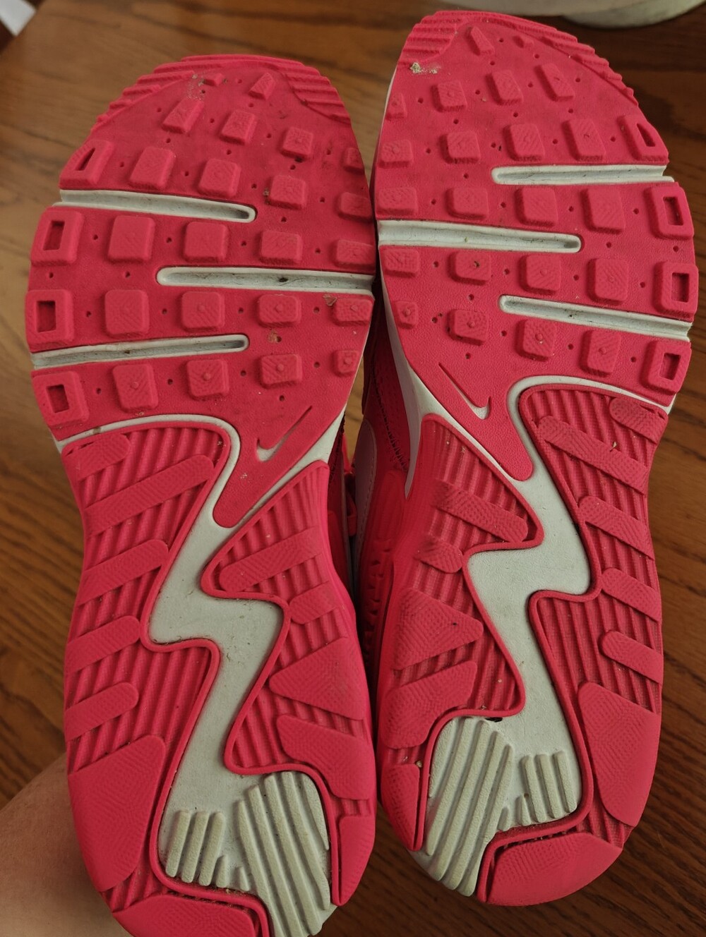 Nike Air Max Excee Hyper Pink/White - Size 8.5 - Picture 6 of 8